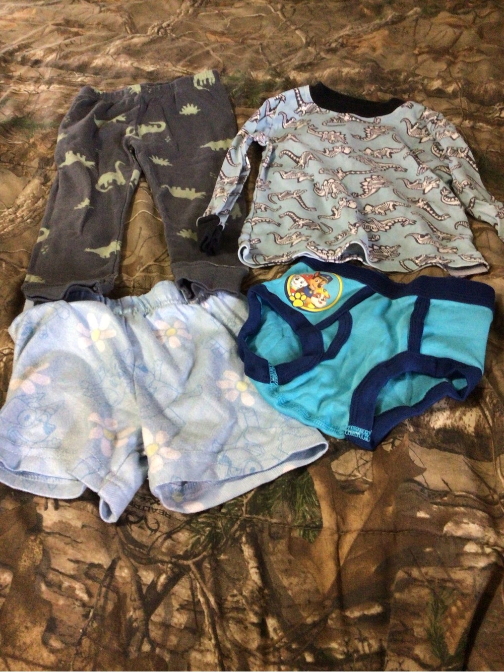Kirkland Signature Light Blue and Black Dino Pajama Top
